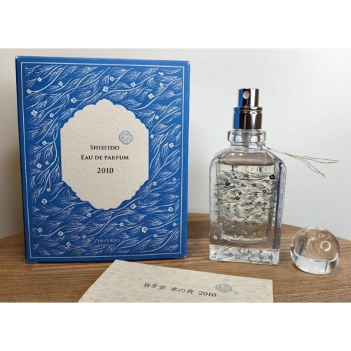  Shiseido Eau de Parfum 2010  2  в магазине Парфюм Питер 