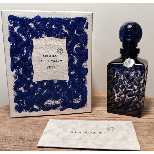  Shiseido Eau de Parfum 2011  1  в магазине Парфюм Питер 