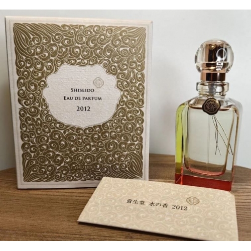  Shiseido Eau de parfum 2012  1  в магазине Парфюм Питер 